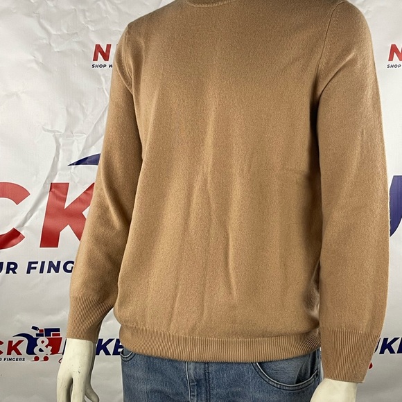 Camel crewneck men’s sweater by NAADAM - Soft Collection. 💯 cashmere 🎉 - Picture 3 of 6
